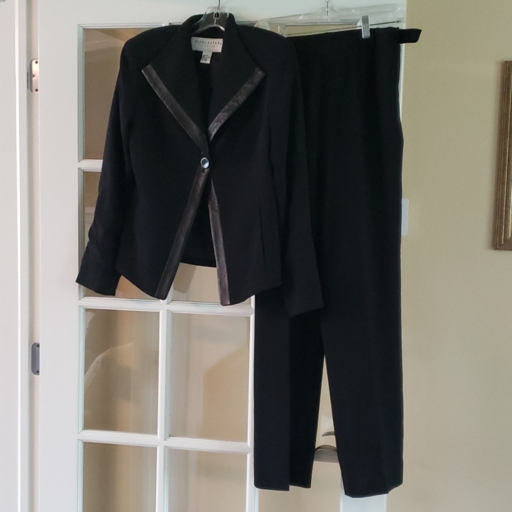 Doncaster Signature black pant suit
